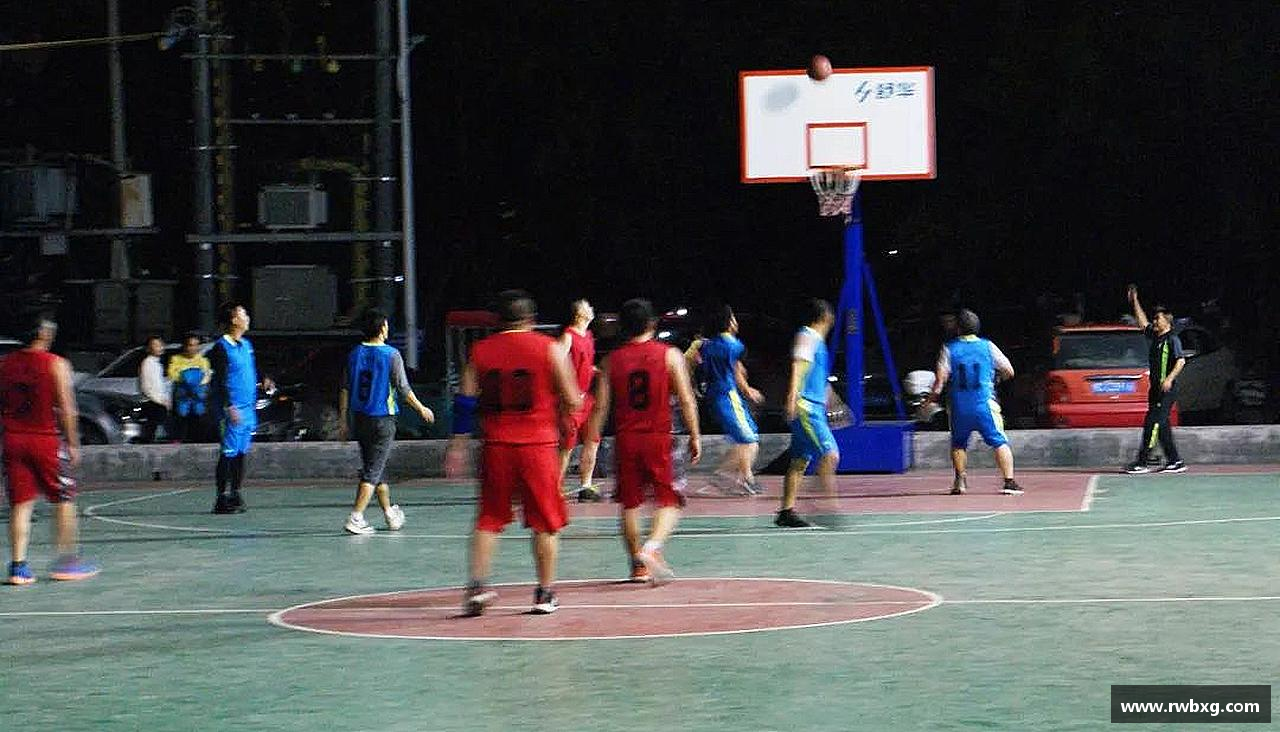 团结拼搏，驰骋竞技！